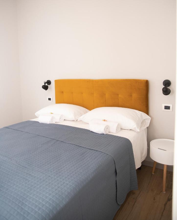 Otta House Garda Lake Кастелнуово дел Гарда Екстериор снимка