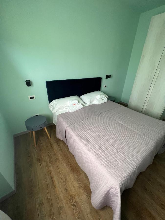 Otta House Garda Lake Кастелнуово дел Гарда Екстериор снимка
